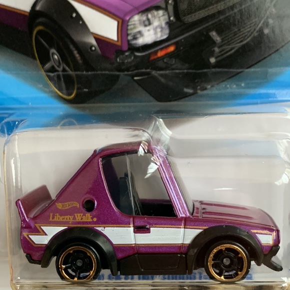 Nissan Skyline 2000GT-R LBWK Tooned Liberty Walk Hot Wheels LibertyWalk 2025 New - Picture 6 of 7